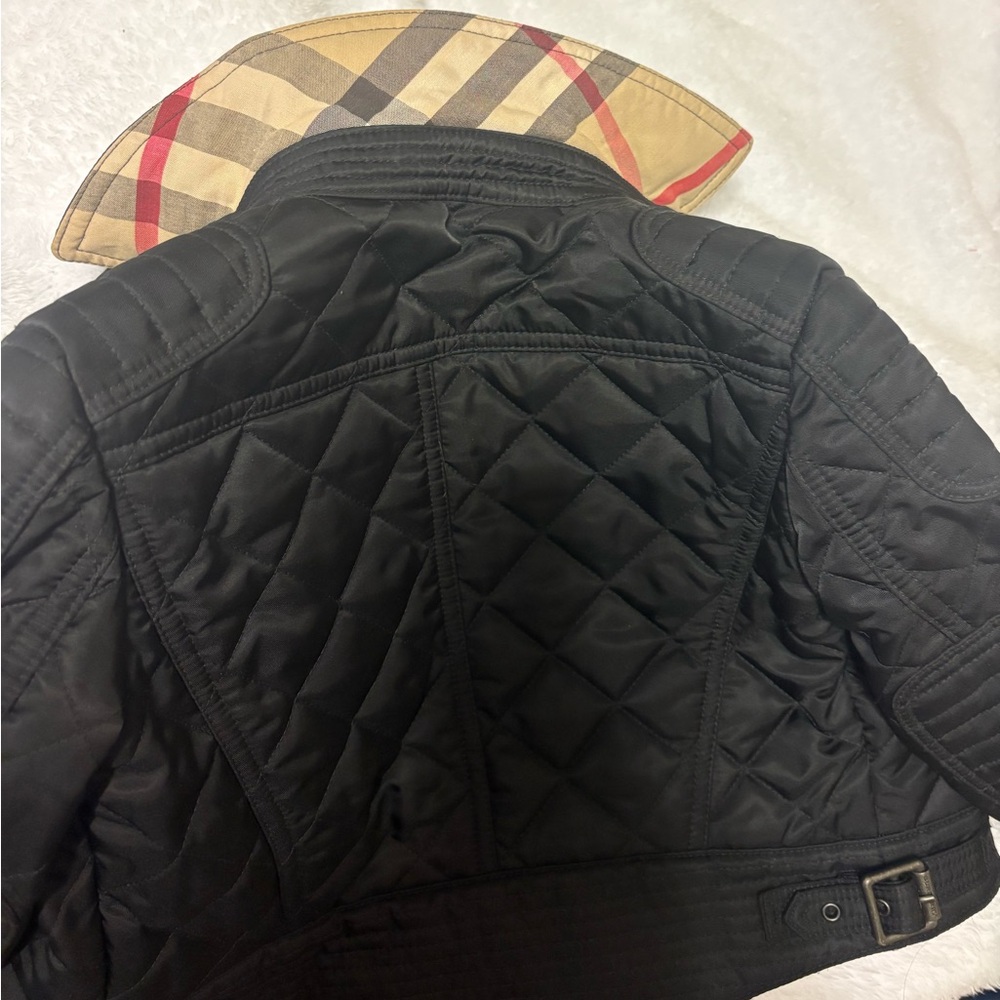 Burberry Black Quilted Jacket with Beige Plaid Lining